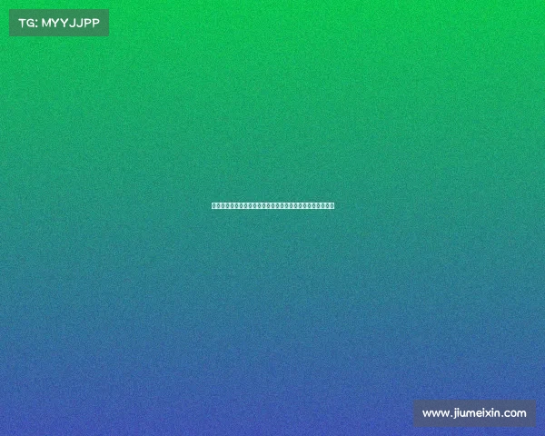 太阳报：女演员悉尼妹恢复单身后英超球星私信轰炸引发关注